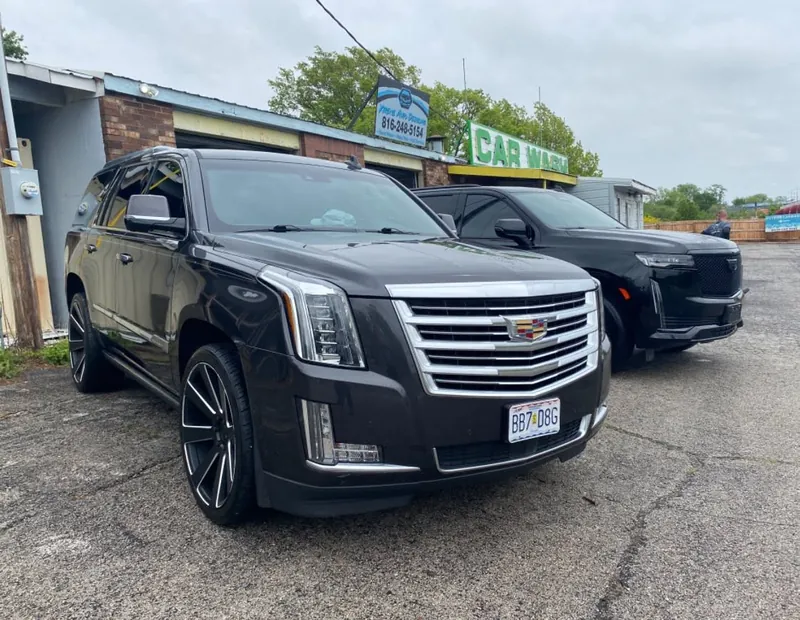 Black SUV - exterior after detailing