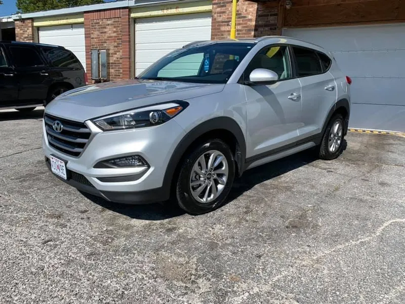 Silver SUV - exterior after detailing