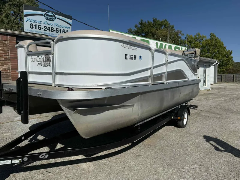 Tan pontoon - exterior after detailing