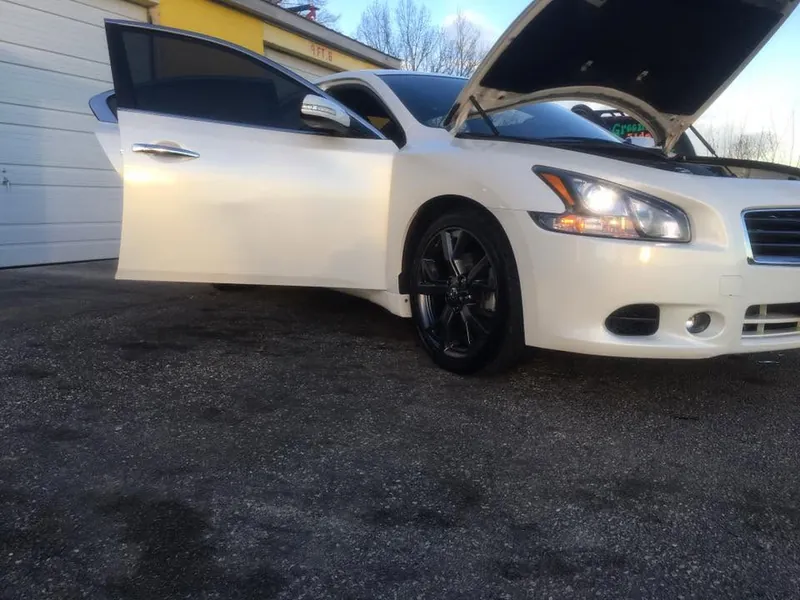 White sedan - exterior after detailing