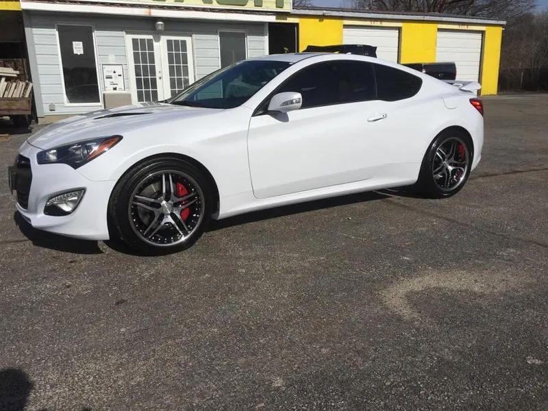 White coupe - exterior after detailing