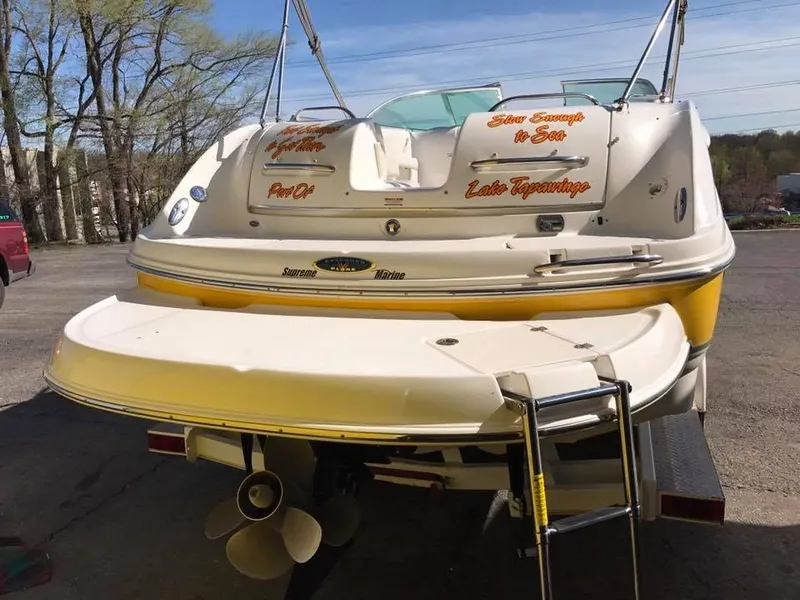 Yellow speedboat - exterior after detailing