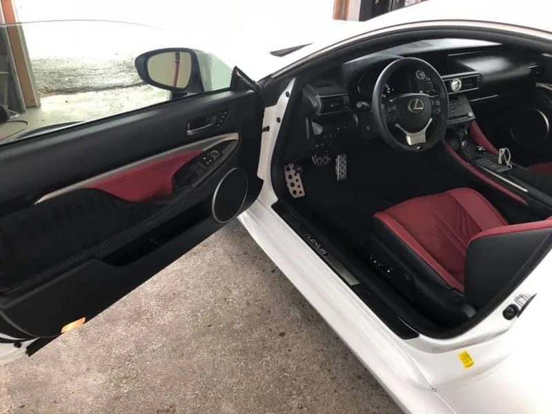 Red leather interior - interior detail