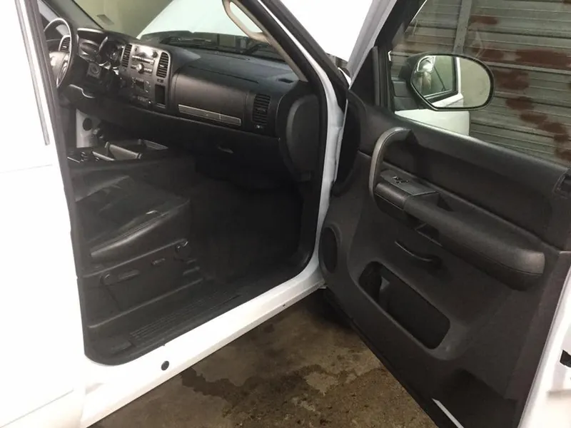 Gray pickup-truck interior - deep-clean detail (passenger dash & floor)